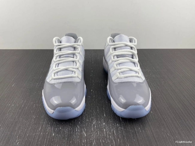 Low 11 Cement AV2187-140 Air Jordan Grey 0823